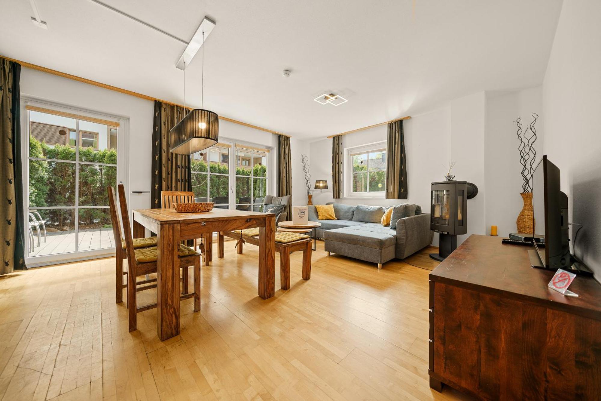 Apartment Ski & Golf Top 6 By Four Seasons Apartments 카프룬 외부 사진