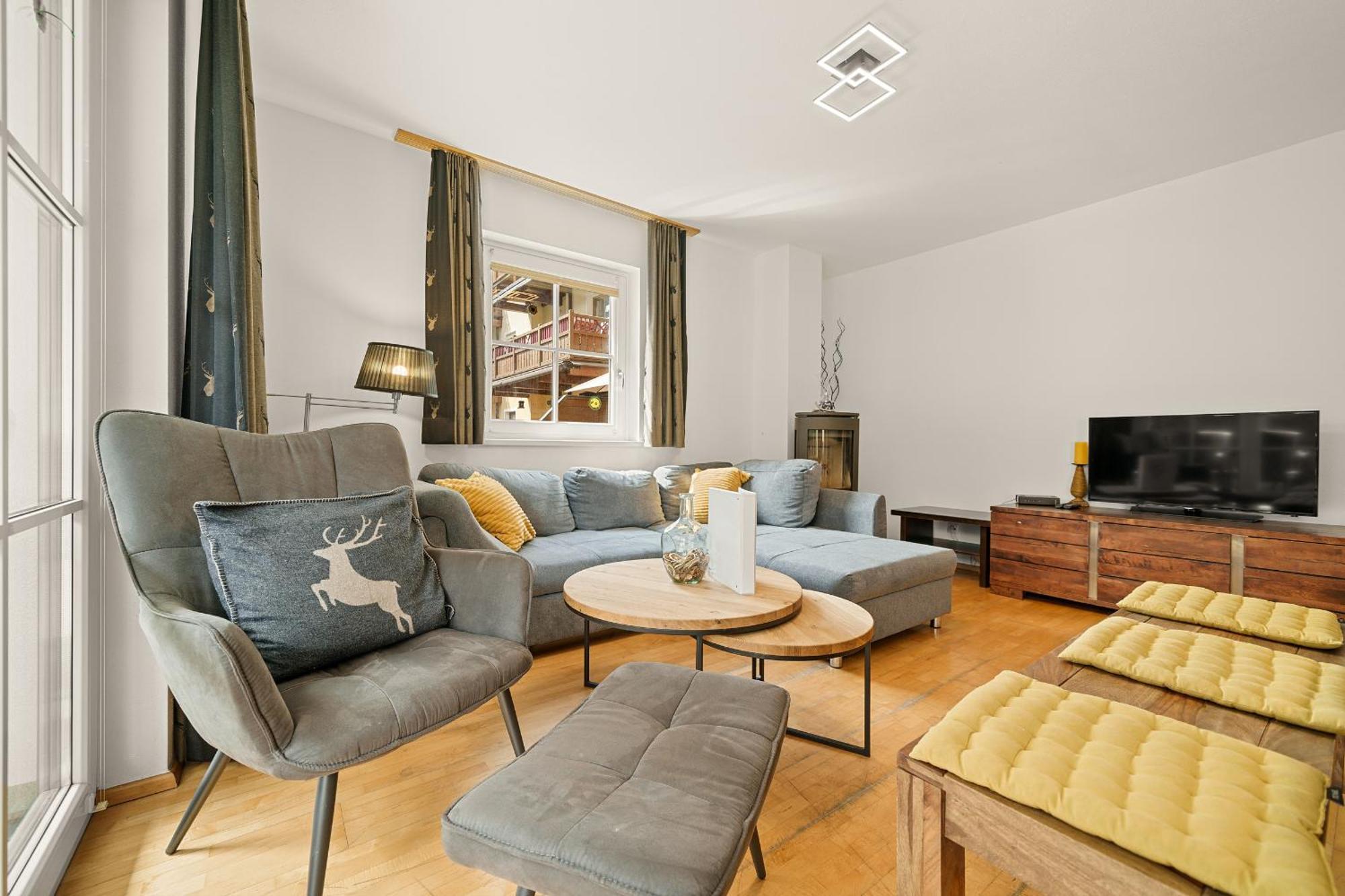 Apartment Ski & Golf Top 6 By Four Seasons Apartments 카프룬 외부 사진